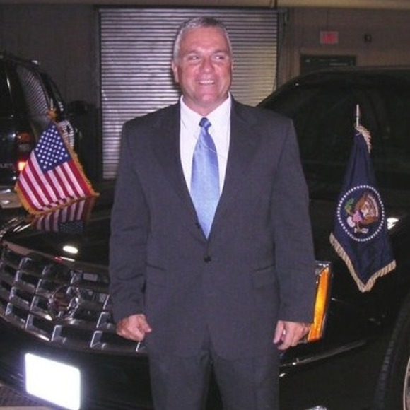 Meet your Posher, George - Picture 1 of 1